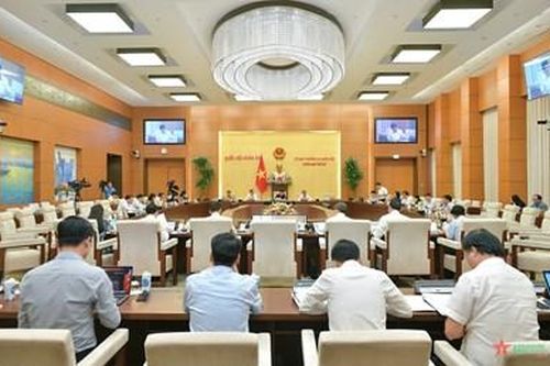 Khó đình chỉ hết cơ sở chưa đạt tiêu chuẩn phòng cháy, chữa cháy