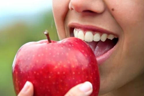 Táo cực tốt nhưng sẽ thành 'cực độc' nếu ăn quá nhiều bộ phận này