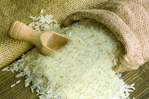 Gạo Việt Nam đắt khách dù giá cao, 'chạm tay' nhiều thị trường mới