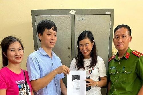 Nhận lại số tiền lớn bị chuyển khoản nhầm