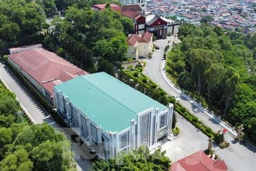 Vụ xây 'chui' cả quán bar trong khu nghỉ dưỡng: Xin lùi thời gian để hợp thức vi phạm?