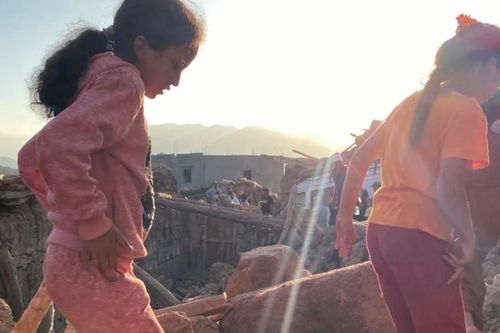 Cảnh hoang tàn ở ngôi làng 'biến mất chỉ 10 giây' trong thảm họa động đất Maroc
