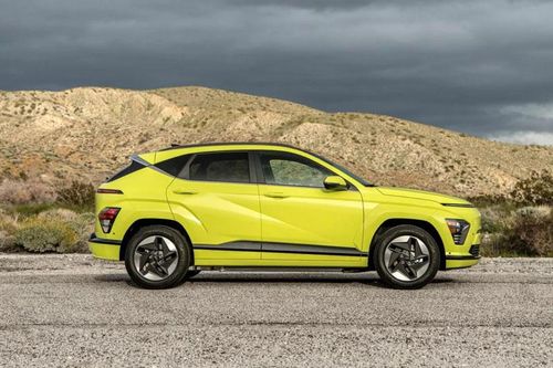 Hyundai Kona 2024 trình làng: Nhiều tùy chọn động cơ, giá khởi điểm gần 570 triệu đồng