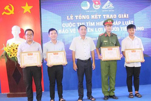 Nâng cao kiến thức pháp luật về bảo vệ quyền lợi người tiêu dùng