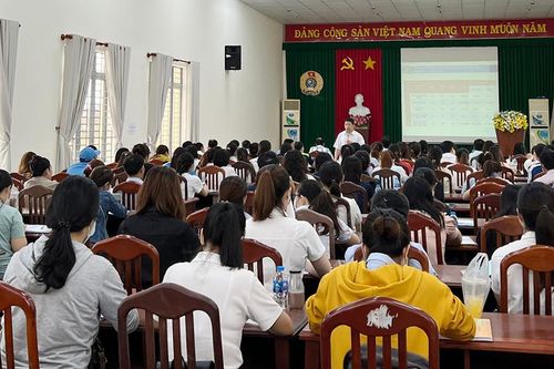 Chú trọng chăm sóc sức khỏe người lao động