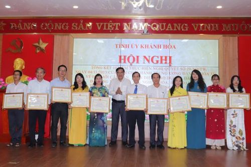 Nhìn lại 10 năm thực hiện đổi mới căn bản, toàn diện giáo dục và đào tạo theo tinh thần Nghị quyết 29