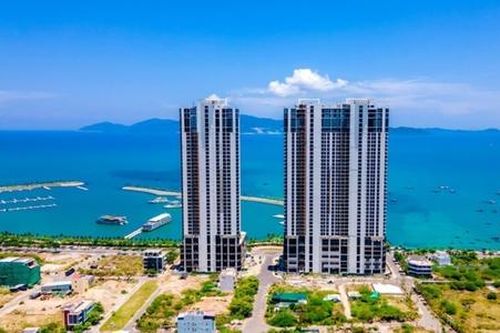 2 'ông lớn' ngân hàng cùng rao bán siêu cao ốc ở Nha Trang để siết nợ