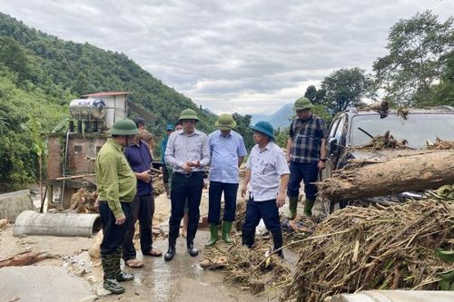 Lào Cai: Huy động hàng trăm CBCS cứu nạn người dân trong mưa lũ