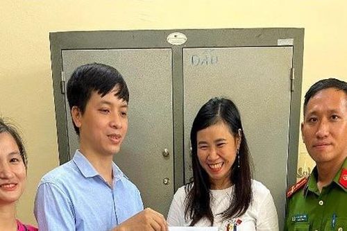 Trả lại số tiền lớn do chuyển khoản nhầm