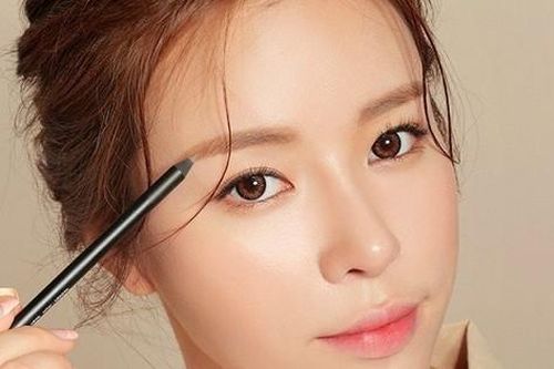 Nối mi, xăm lông mày, xỏ khuyên: Đừng vội 'đu trend', tiềm ẩn nhiều rủi ro và hối tiếc