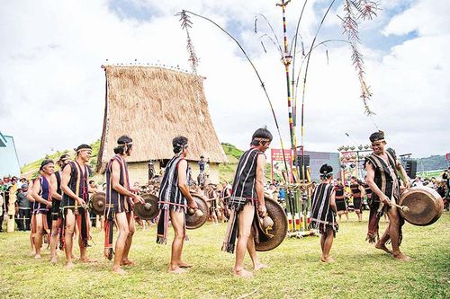 Khai thác tiềm năng, lợi thế để phát triển du lịch Tây Nguyên