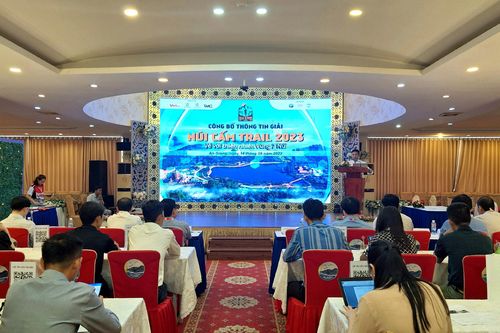 Trên 2.000 vận động viên chinh phục những cung đường Núi Cấm