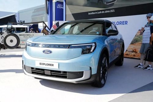 Cận cảnh xe ô tô điện Ford Explorer EV vừa trình làng tại Đức