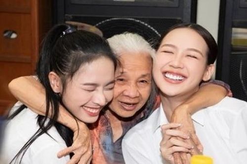 Hoa hậu Bảo Ngọc, Á hậu Ngọc Hằng giản dị tham gia chuyến thiện nguyện ý nghĩa