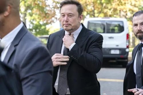 Tỷ phú Elon Musk nói cần có 'trọng tài AI' sau cuộc gặp với các nhà lập pháp Mỹ