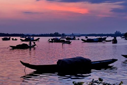 Khám phá làng chài Ngư Mỹ Thạnh trên phá Tam Giang