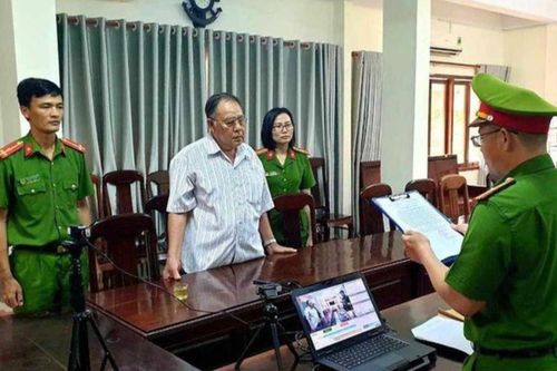 Khởi tố cựu Chủ tịch UBND và cựu Giám đốc Sở Tài chính tỉnh Phú Yên