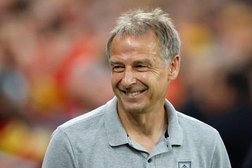 HLV Klinsmann bị ép quay trở lại Hàn Quốc làm việc