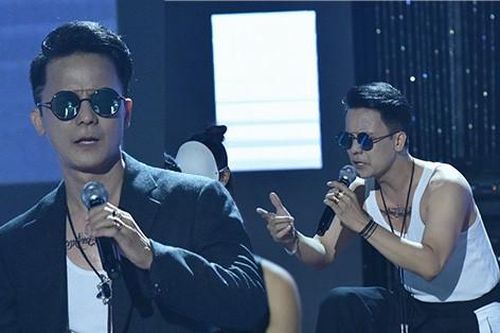 Vũ Quốc Việt (VUVU) rap, khoe hình thể săn chắc ở độ tuổi U50