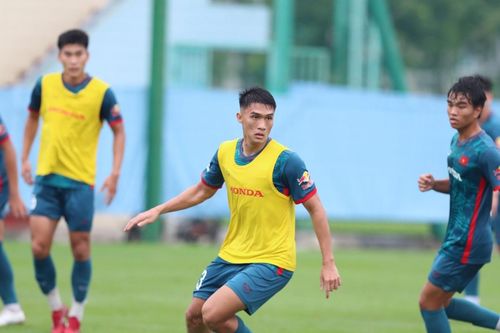 Tuyển Olympic Việt Nam gấp rút luyện chiêu trước Asiad