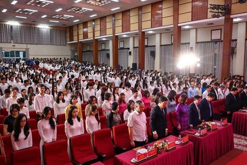 Nghẹn ngào lễ khai giảng ở Học viện Báo chí và Tuyên truyền