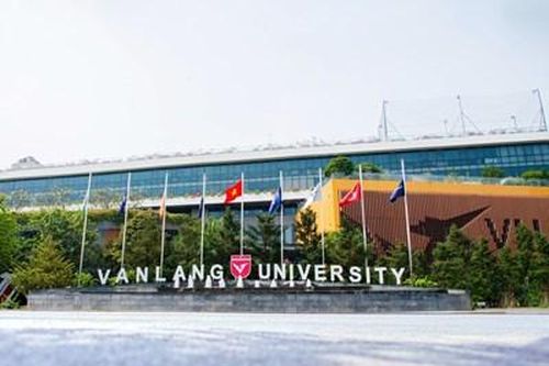 Trường Đại học Văn Lang sử dụng lao động người nước ngoài không phép