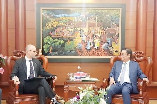 Việt Nam và Canada cùng hợp tác thúc đẩy thương mại nông nghiệp