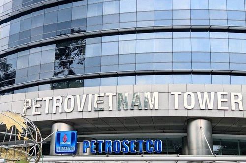 Ngồi ghế cổ đông lớn chưa đầy 2 tháng, một cá nhân thoái vốn khỏi PET