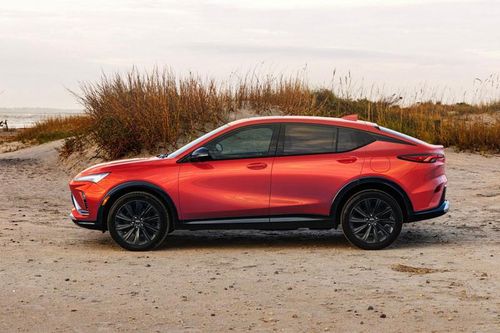 SUV coupe thiết kế ấn tượng, động cơ tăng áp, giá 554 triệu đồng