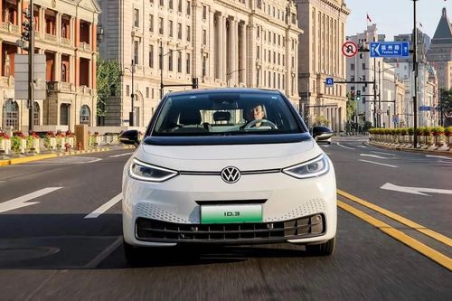 Volkswagen tụt hậu trên thị trường Trung Quốc, có nguy cơ chia sẻ thị phần châu Âu