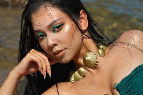 Geisha bí ẩn trong Biệt Dược Đen có nhan sắc đời thực siêu cháy, là hotgirl MXH