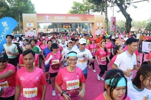 Đồng Tháp: Giới thiệu nhiều sản vật địa phương tại Giải marathon Đất sen hồng 2023