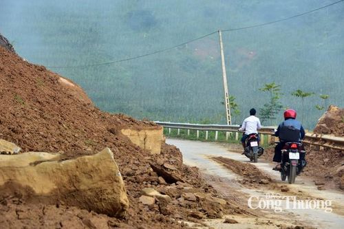 Thời tiết hôm nay ngày 14/9/2023: Bắc Bộ mưa lớn, đề phòng lũ quét