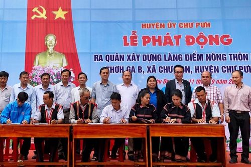 Chư Pưh quyết tâm xây dựng làng điểm nông thôn mới