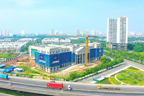 Bất động sản – 'Gà đẻ trứng vàng' mới của Vinaconex (VCG)