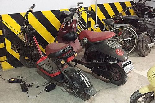 Nguy hiểm tiềm ẩn khi sạc xe điện qua đêm