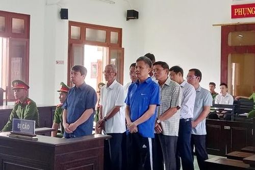 Cho vay vốn trái quy định, Giám đốc một ngân hàng lãnh án