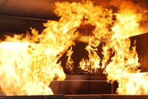 Từ vụ cháy chung cư mini ở Hà Nội: Giật mình những vật dụng nhỏ trong nhà này cũng cực dễ gây cháy nổ