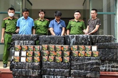 Đưa nửa tấn pháo từ Quảng Trị về Nghệ An tiêu thụ