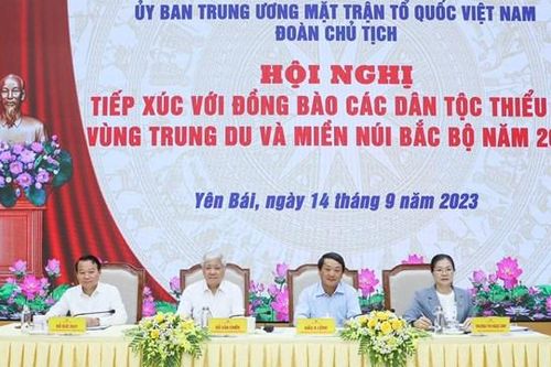 Phát huy nội lực, tinh thần vươn lên của đồng bào dân tộc thiểu số