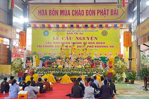 Hà Nội-Nhiều cở sở thờ tự làm lễ cầu nguyện cho nạn nhân vụ hỏa hoạn