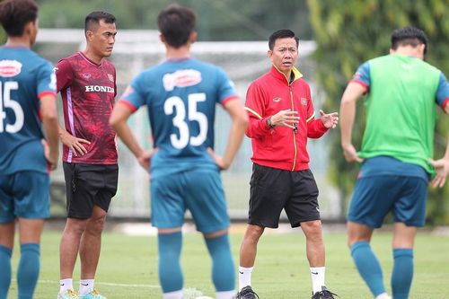 HLV Hoàng Anh Tuấn chốt danh sách dự ASIAD, Olympic Việt Nam tự tin lên đường