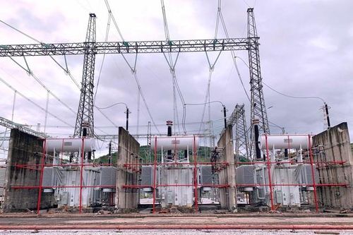 Thay thế và đóng điện thành công máy biến áp AT1 TBA 500 kV Quảng Ninh