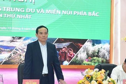 Cần tư duy, cách làm mới để phát triển 'vùng lõi nghèo' của cả nước