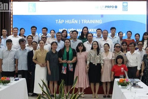Tạo cơ hội cho người khuyết tật chữ in tiếp cận thông tin tri thức