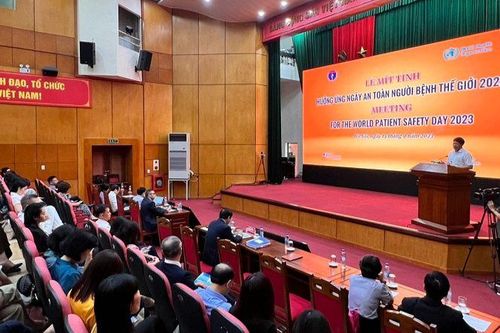 Ngành y tế cam kết cung cấp dịch vụ khám, chữa bệnh ngày càng an toàn hơn