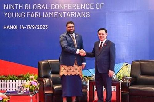 Chủ tịch Quốc hội Vương Đình Huệ tiếp Chủ tịch Quốc hội Tonga Lord Fakafanua, Phó chủ tịch Quốc hội Algeria Monder Bouden