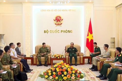 Quan hệ hợp tác quốc phòng Việt Nam - Nhật Bản tiếp tục phát triển vững chắc