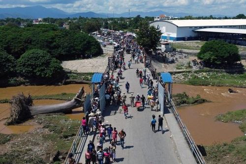 Dominica đóng cửa toàn bộ biên giới với Haiti do tranh chấp kênh đào