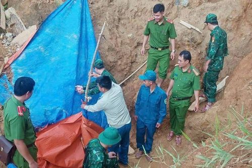 Các huyện miền núi Thừa Thiên Huế: Nỗ lực truy quét, ngăn chặn 'vàng tặc'